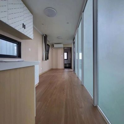 Graphic Modern Tiny Detachable Flat Pack Container House With Bathroom And Kitchen