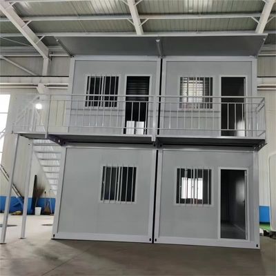 Steel Sandwich Panel Mobile Living Container House 20ft 40ft 2 Bedroom Custom Structure